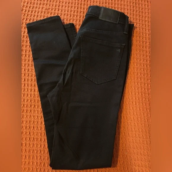 Madewell 10” High Rise Skinny Black Jeans - Picture 9 of 9